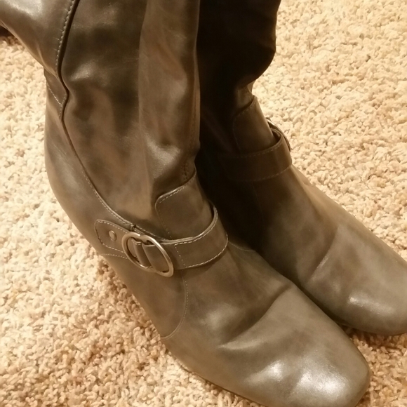 Grey Heeled Boots - Picture 3 of 3